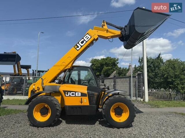 Желтый ЖЦБ 541-70, объемом двигателя 4.4 л и пробегом 5 тыс. км за 43500 $, фото 23 на Automoto.ua