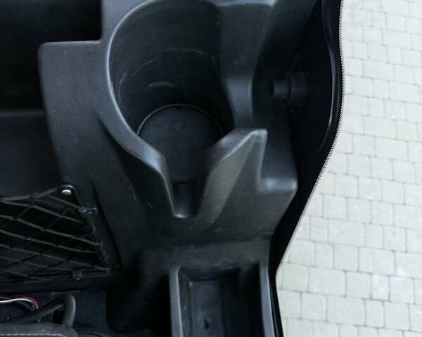 Желтый ЖЦБ 541-70, объемом двигателя 4.8 л и пробегом 4 тыс. км за 67500 $, фото 14 на Automoto.ua