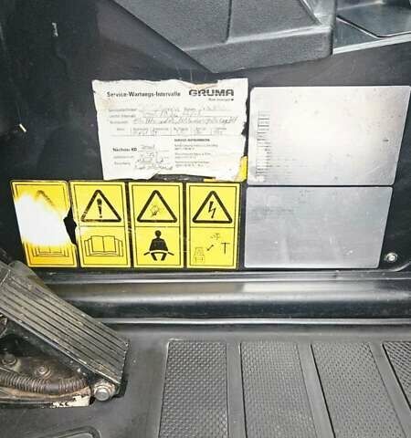 Жовтий ЖЦБ 541-70, об'ємом двигуна 4.8 л та пробігом 3 тис. км за 65000 $, фото 52 на Automoto.ua