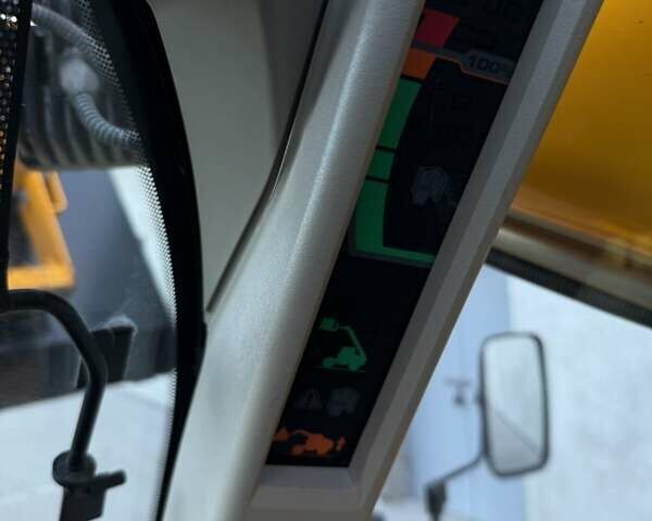 Желтый ЖЦБ 541-70, объемом двигателя 4.8 л и пробегом 4 тыс. км за 67500 $, фото 19 на Automoto.ua