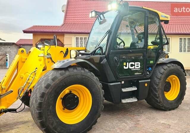 Желтый ЖЦБ 541-70, объемом двигателя 4.8 л и пробегом 3 тыс. км за 65000 $, фото 55 на Automoto.ua