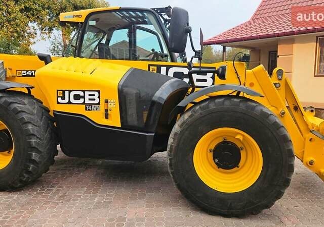 Жовтий ЖЦБ 541-70, об'ємом двигуна 4.8 л та пробігом 3 тис. км за 65000 $, фото 49 на Automoto.ua