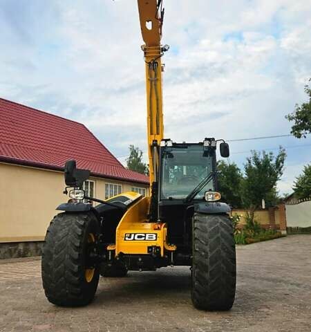Жовтий ЖЦБ 541-70, об'ємом двигуна 4.8 л та пробігом 3 тис. км за 65000 $, фото 12 на Automoto.ua