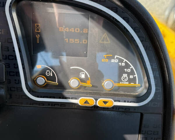 Желтый ЖЦБ 550-80, объемом двигателя 4.4 л и пробегом 8 тыс. км за 64452 $, фото 11 на Automoto.ua