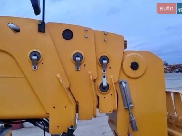 Желтый ЖЦБ 550, объемом двигателя 0 л и пробегом 0 тыс. км за 170000 $, фото 5 на Automoto.ua
