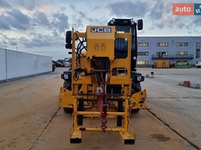 Желтый ЖЦБ 555-210R, объемом двигателя 0 л и пробегом 0 тыс. км за 170000 $, фото 10 на Automoto.ua