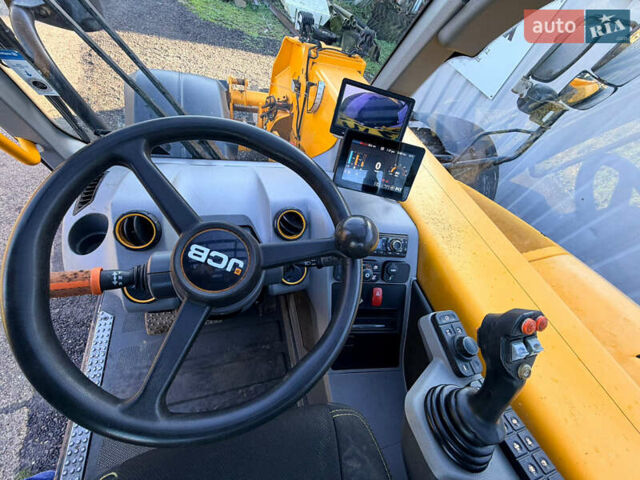 Желтый ЖЦБ 560-80, объемом двигателя 4.8 л и пробегом 5 тыс. км за 127732 $, фото 6 на Automoto.ua