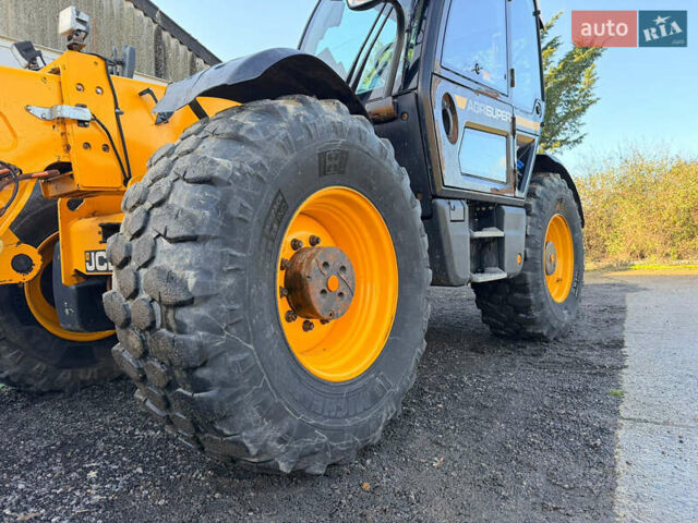 Желтый ЖЦБ 560-80, объемом двигателя 4.8 л и пробегом 5 тыс. км за 127732 $, фото 7 на Automoto.ua