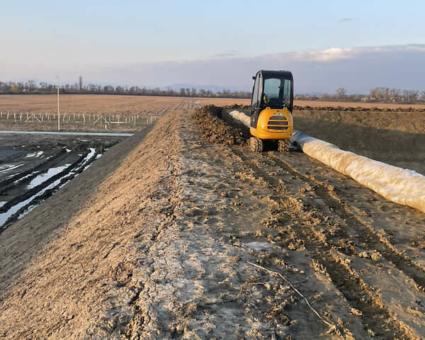 Желтый ЖЦБ 8014, объемом двигателя 1.1 л и пробегом 0 тыс. км за 11999 $, фото 4 на Automoto.ua