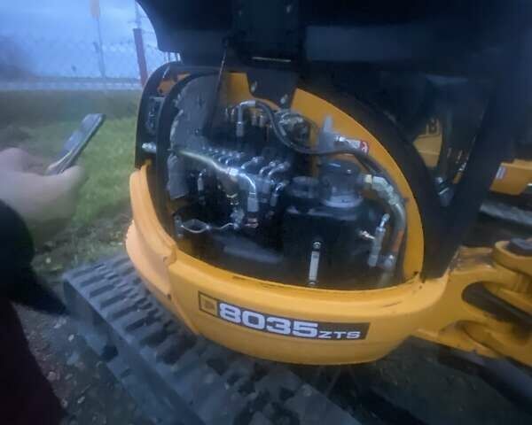 ЖЦБ 8035, объемом двигателя 0 л и пробегом 3 тыс. км за 36139 $, фото 3 на Automoto.ua