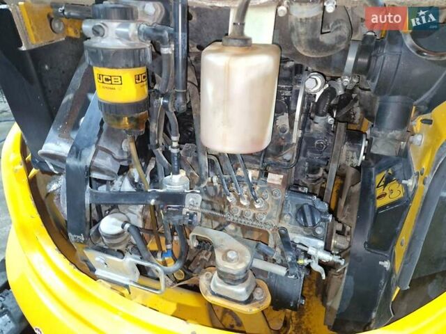 Желтый ЖЦБ 8035, объемом двигателя 2.2 л и пробегом 31 тыс. км за 37203 $, фото 21 на Automoto.ua