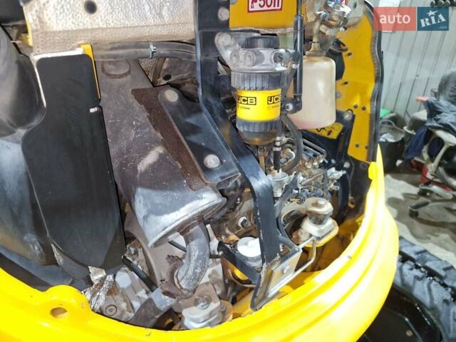 Желтый ЖЦБ 8035, объемом двигателя 2.2 л и пробегом 31 тыс. км за 37203 $, фото 20 на Automoto.ua