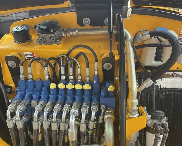 ЖЦБ 8065, объемом двигателя 0 л и пробегом 0 тыс. км за 34000 $, фото 4 на Automoto.ua