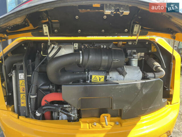 Жовтий ЖЦБ 85Z-1, об'ємом двигуна 3.9 л та пробігом 0 тис. км за 43200 $, фото 7 на Automoto.ua