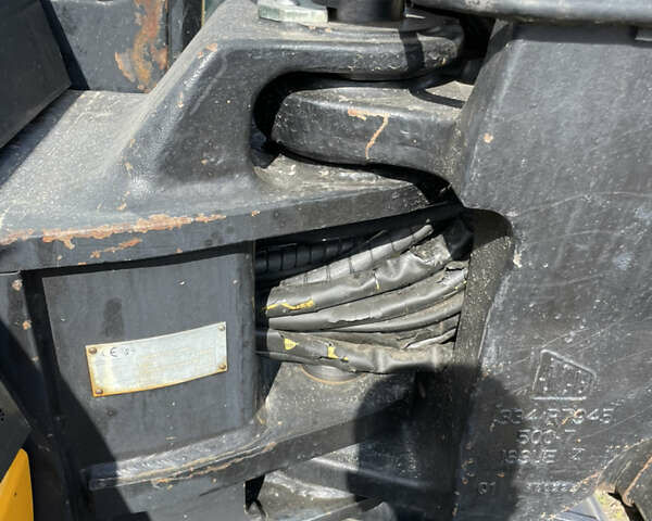 Жовтий ЖЦБ 85Z-1, об'ємом двигуна 3.9 л та пробігом 0 тис. км за 43200 $, фото 17 на Automoto.ua