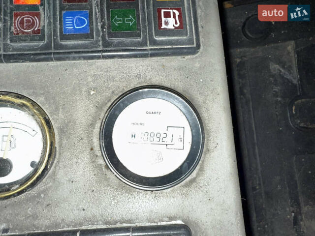 Жовтий ЖЦБ 930, об'ємом двигуна 4.4 л та пробігом 0 тис. км за 25755 $, фото 7 на Automoto.ua