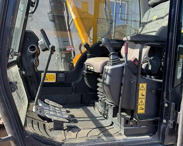 Желтый ЖЦБ ЖС 130, объемом двигателя 4.4 л и пробегом 0 тыс. км за 57500 $, фото 5 на Automoto.ua