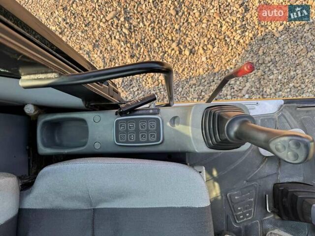 Желтый ЖЦБ ЖС 175, объемом двигателя 5.19 л и пробегом 980 тыс. км за 65117 $, фото 45 на Automoto.ua