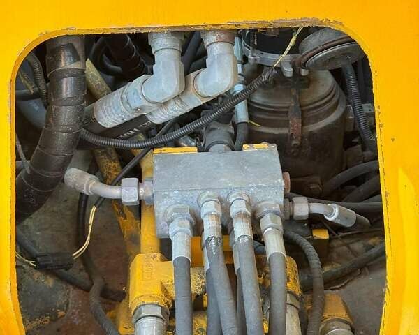 Желтый ЖЦБ ЖС 175, объемом двигателя 5.19 л и пробегом 980 тыс. км за 65117 $, фото 18 на Automoto.ua