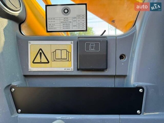 Желтый ЖЦБ ЖС 175, объемом двигателя 5.19 л и пробегом 980 тыс. км за 66147 $, фото 60 на Automoto.ua