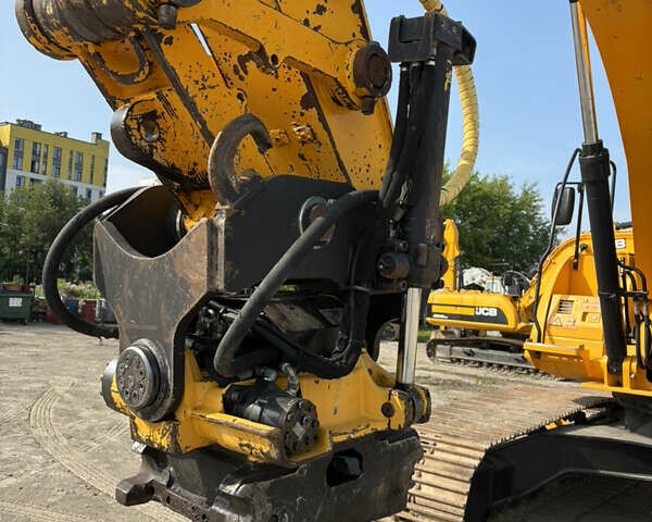 ЖЦБ ЖС 200 2012 у Львові на Automoto.ua ЖЦБ ЖС 200, об'ємом двигуна 0 л та пробігом 8 тис. км за 55257 $, фото 21 на Automoto.ua