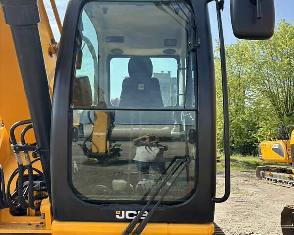 ЖЦБ ЖС 200 2012 у Львові на Automoto.ua ЖЦБ ЖС 200, об'ємом двигуна 0 л та пробігом 8 тис. км за 55257 $, фото 12 на Automoto.ua