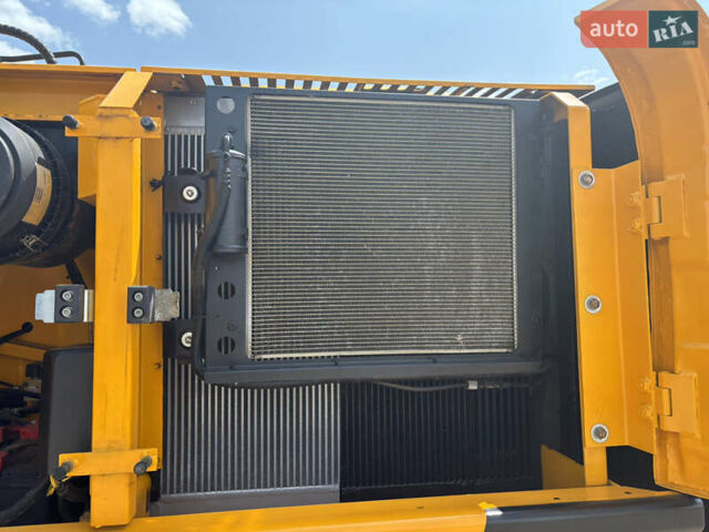 ЖЦБ ЖС 210, объемом двигателя 0 л и пробегом 8 тыс. км за 70359 $, фото 15 на Automoto.ua