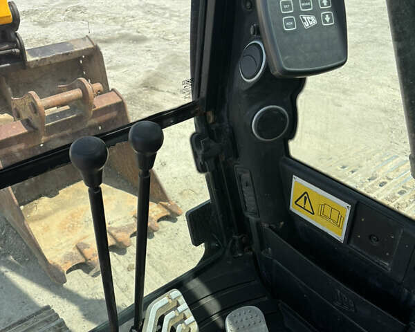 ЖЦБ ЖС 210, объемом двигателя 0 л и пробегом 8 тыс. км за 70359 $, фото 26 на Automoto.ua