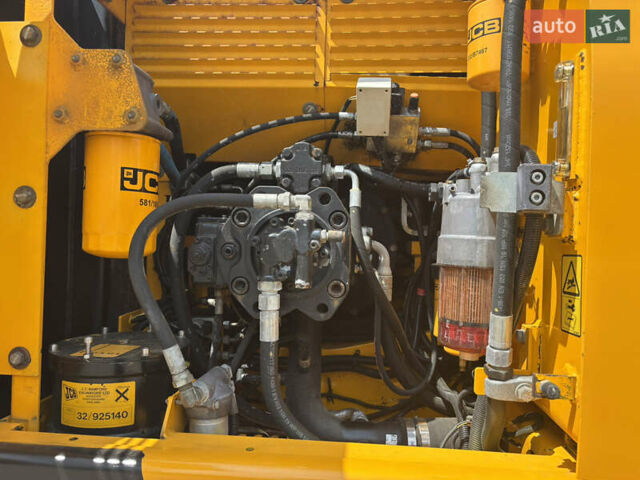 ЖЦБ ЖС 210, объемом двигателя 0 л и пробегом 8 тыс. км за 70359 $, фото 16 на Automoto.ua