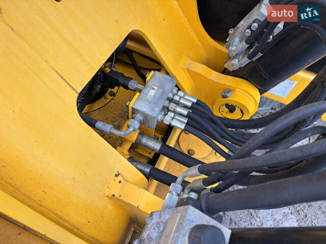 ЖЦБ ЖС 220, объемом двигателя 0 л и пробегом 8 тыс. км за 64262 $, фото 15 на Automoto.ua