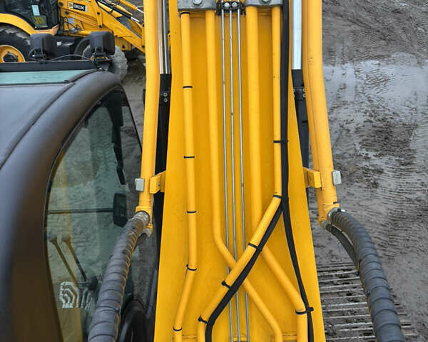 ЖЦБ ЖС 220, объемом двигателя 0 л и пробегом 8 тыс. км за 64262 $, фото 19 на Automoto.ua