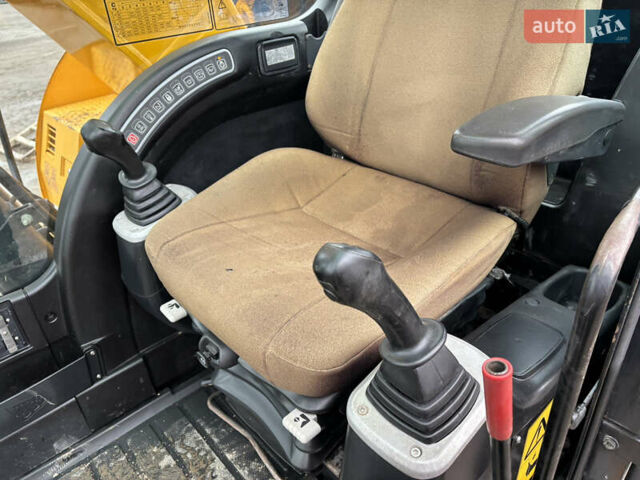 ЖЦБ ЖС 220, объемом двигателя 0 л и пробегом 8 тыс. км за 64262 $, фото 21 на Automoto.ua