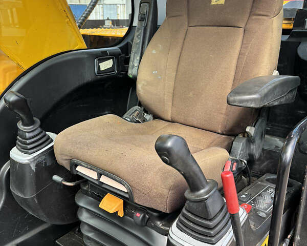 ЖЦБ ЖС 220, об'ємом двигуна 0 л та пробігом 10 тис. км за 70004 $, фото 3 на Automoto.ua