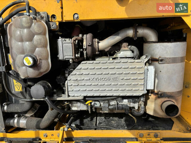 ЖЦБ ЖС 220, об'ємом двигуна 0 л та пробігом 10 тис. км за 70004 $, фото 16 на Automoto.ua