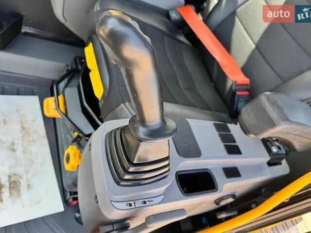 ЖЦБ ЖС 220, об'ємом двигуна 0 л та пробігом 4 тис. км за 108525 $, фото 13 на Automoto.ua