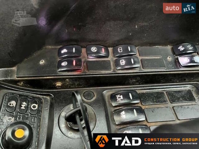 Жовтий ЖЦБ ЖС 220, об'ємом двигуна 0 л та пробігом 0 тис. км за 88687 $, фото 11 на Automoto.ua