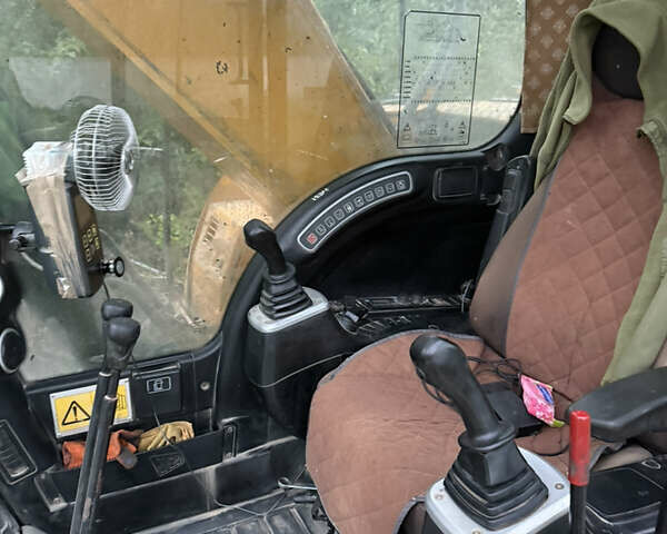 ЖЦБ ЖС 240, объемом двигателя 0 л и пробегом 0 тыс. км за 48000 $, фото 4 на Automoto.ua