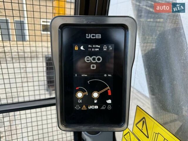 ЖЦБ JS 205, объемом двигателя 0 л и пробегом 1 тыс. км за 123761 $, фото 5 на Automoto.ua