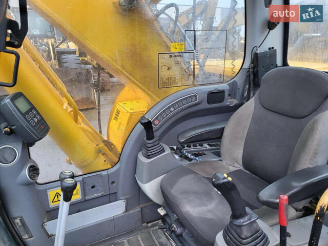ЖЦБ JS 220LC, об'ємом двигуна 0 л та пробігом 10 тис. км за 48042 $, фото 13 на Automoto.ua
