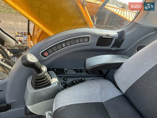 ЖЦБ JS 220LC, об'ємом двигуна 0 л та пробігом 9 тис. км за 47000 $, фото 20 на Automoto.ua