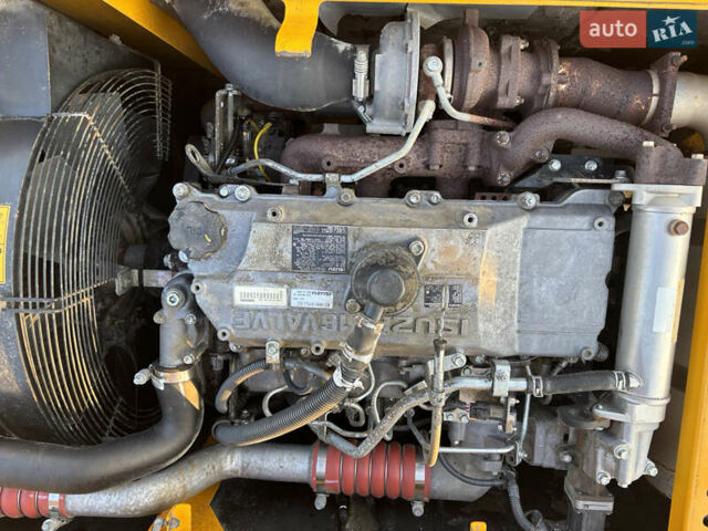 ЖЦБ JS 220LC, объемом двигателя 0 л и пробегом 8 тыс. км за 60781 $, фото 23 на Automoto.ua
