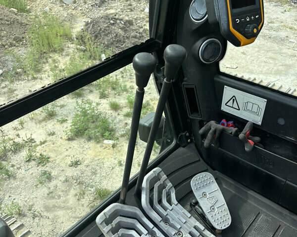 ЖЦБ JS 220LC, об'ємом двигуна 0 л та пробігом 10 тис. км за 70118 $, фото 28 на Automoto.ua