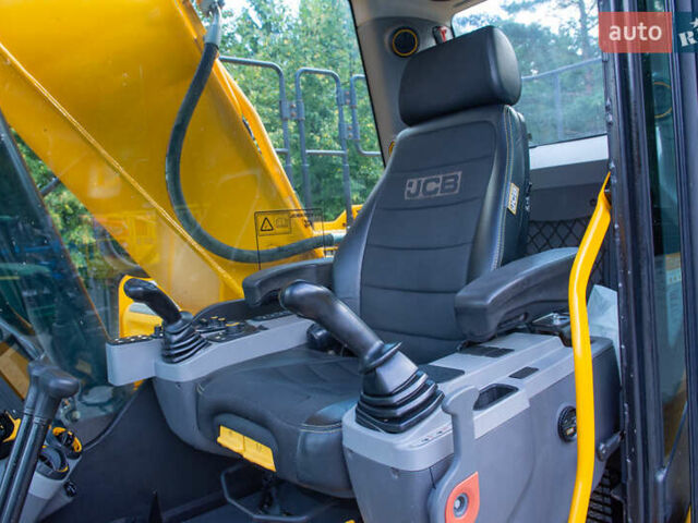 ЖЦБ JS 220LC, об'ємом двигуна 0 л та пробігом 0 тис. км за 75758 $, фото 16 на Automoto.ua