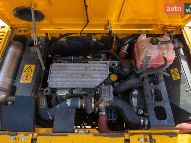 ЖЦБ JS 220LC, об'ємом двигуна 0 л та пробігом 0 тис. км за 75758 $, фото 15 на Automoto.ua