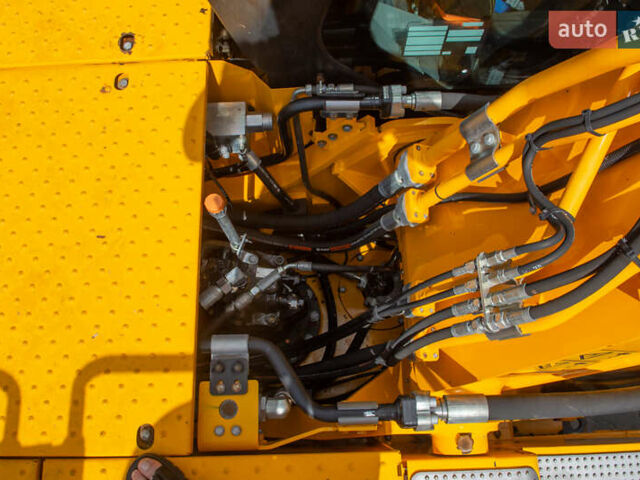 ЖЦБ JS 220LC, об'ємом двигуна 0 л та пробігом 0 тис. км за 115386 $, фото 10 на Automoto.ua