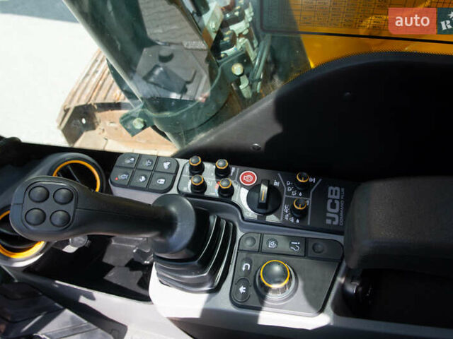 ЖЦБ JS 220LC, об'ємом двигуна 0 л та пробігом 0 тис. км за 115386 $, фото 24 на Automoto.ua