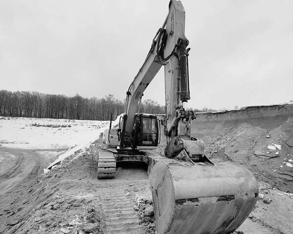 Жовтий ЖЦБ JS 220LC, об'ємом двигуна 0 л та пробігом 7 тис. км за 39800 $, фото 4 на Automoto.ua