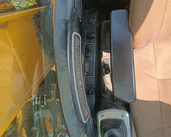 ЖЦБ JS 240NC, объемом двигателя 0 л и пробегом 7 тыс. км за 66238 $, фото 11 на Automoto.ua