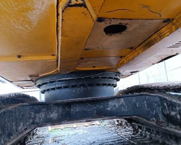 Желтый ЖЦБ JS 240NC, объемом двигателя 0 л и пробегом 12 тыс. км за 52000 $, фото 15 на Automoto.ua