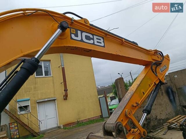 Желтый ЖЦБ JS 240NC, объемом двигателя 0 л и пробегом 12 тыс. км за 52000 $, фото 7 на Automoto.ua